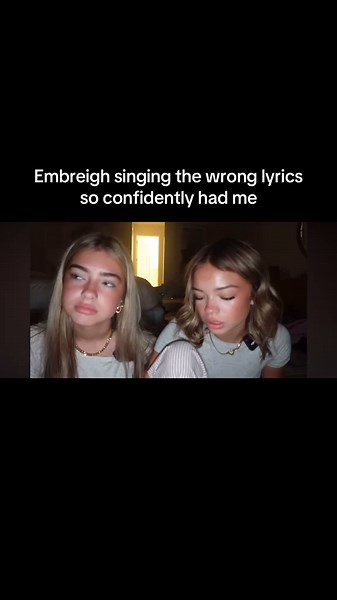 Cute Moments of Embreigh and Preslee Singing Together