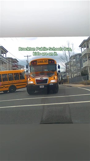 School Bus Drives Right at Me on Wrong Side of Road - Masshole Idiots Caught on Dashcam