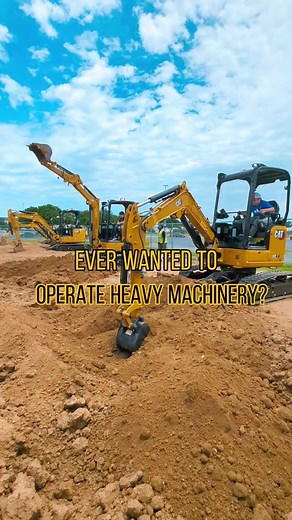 At @Dig World you can drive skid steers and UTVs, and operate mink excavators in a variety of different ways! We had so much fun digging and using the crane to pick up cones, ducks, and Lego pieces. They're open all summer long, Thursday & Friday, 9-3, Saturday 9-5 and Sunday 11-5. You'll find the best availability on Thursdays and Fridays, but it's worth a trip any day! Use code TEXASWANDERERS20 to get 20% off tickets. #construction #amusementpark #texasamusementpark #texas #stufftodoinhouston