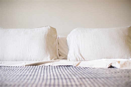 The 1 Sleeping Mistake You May Be Making as a Houseguest, According to an Etiquette Expert