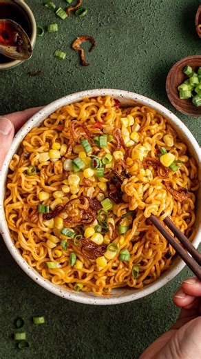 Spicy vegetarian ramen carbonara quick & cozy comfort dinner