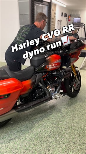 Dyno runs with the 2025 Harley Davidson 131 CVO RR. Base evaluation before we begin tuning. 132Hp 139Tq. Much more to come, stay tuned! #fuelmoto #fuelmotousa #cvorr #screamineagle #se131 #roadglide #harleydavidson #dynojet #dynojetresearch | Fuel Moto