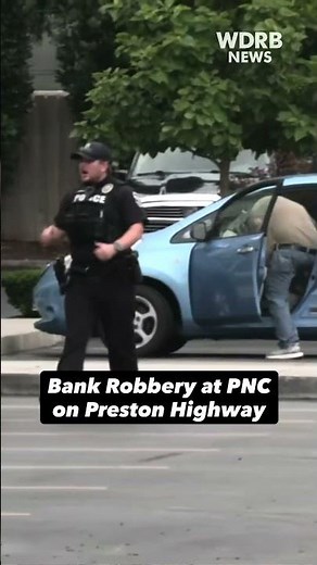 Louisville police searching for man accused of robbing PNC Bank near Kentucky Expo Center