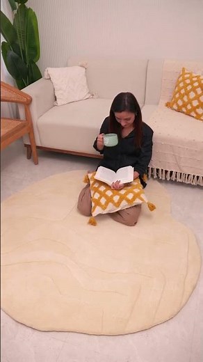 Warm, cozy, minimal rug - off white tones #ruglove #designer #arearugs