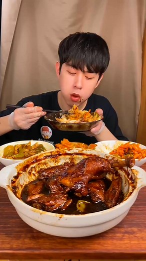 4.9K views · 104 reactions | Indulging in some delicious homemade comfort food!  Nothing beats a hearty meal with good company. #Foodie #ComfortFood | Laurie Fife | Facebook