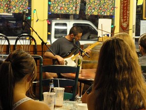 Viewfinder : Open Mic Night at Fair Oaks Coffee House and Deli