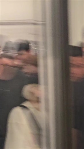 หล่อเหมือนไม่มีอยู่จริง🥰 #ซ่งเวยหลง #songweilong #宋威龙 #gucci