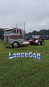 9.8K views · 582 reactions | A couple cool cabovers rolling I to Truckers Day at the Buck #largecarmag #peterbilt | Largecarmag | Facebook
