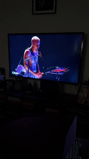 Hailey looked so proud ☺️ petition to have Justin headline Osheaga 2026 ‼️ #justinbieber #haileybieber