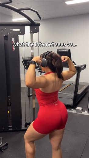 Jayde Peets on Instagram: "in 2026 we are going to keep normalising NORMAL bodies!!! 👏😚 @aybl code JAYDE to save"