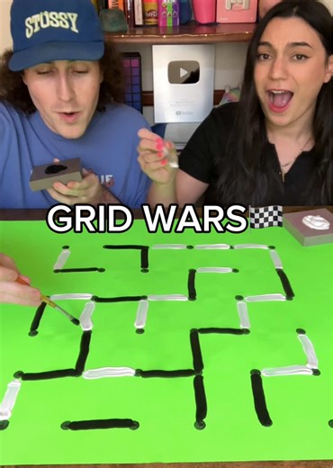 GRID WARS😈🏁 (Black⚫️ vs White⚪️) #gamenight #boardgames #games #coupleschallenge #challenge