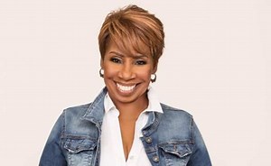EXCLUSIVE: Iyanla Vanzant on 'Fix My Life,' Treating Celebs & Where She Went Wrong With DMX