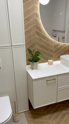 502K views · 528 reactions | #bathroom ♥️ #interiordesigner #lazienkamarzen #lazienka #aranzacjawnetrz #bathroomdesign #bathdesign #interiordesign #interiordecor #interior #design #jodełka #nawymiar #projektowaniewnetrz #projektantwnetrz #architektwnetrz #wnetrza #interiores #baños | MIKA Studio Projektowe | Facebook