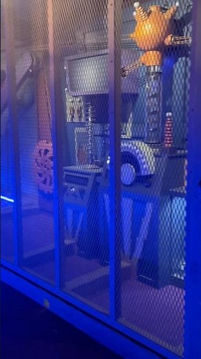 Glow Golf at Universal CityWalk! ⛳🎬 | Hollywood Drive-In Mini Golf