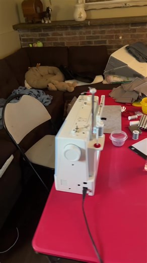 Part 2 of tying a quilt! #quilt #tyingaquilt #quilting #seeing #diy #blanket