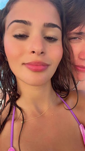 Wanna know what it’s likeee😚 @xav #relationship #couple #vacation | couple videos