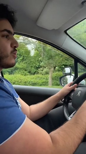 Comment garder une bonne distance de sécurité ?? | WalidleMoniteur