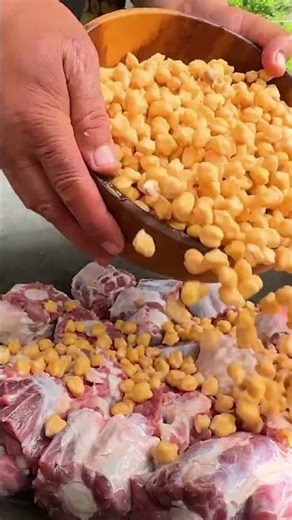 Hearty Fire-Pot Stew: Slow-Cooked Comfort