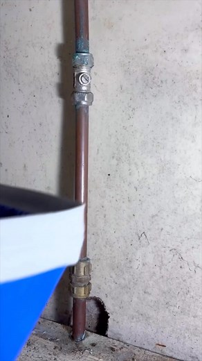 80K views · 347 reactions | HOW To fix a leaking isolation valve #plumbing #howto #diy #subscribe #asmr #youtubeshorts #plumber | Valentín | Facebook
