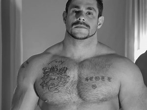 FLASHBACK FRIDAY: SCOTT GUNZ Then and Now - The Muscle Service Station