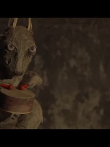 In preparation for Damian McCarthy’s newest film Hokum being released this week, the gals review his 2020 film Caveat. To find out more about this movie and why the bunny is the real hero of the story, listen to Episode 8 of Horror Sandbox on Spotify, Apple Podcast, YouTube or wherever you get your podcasts. https://open.spotify.com/episode/4olviLHt6BQ1DRmQgGSGj5?si=9v5VR0atSrevkmbRPdNeKA #horrormovie #horrortok #podcastclips #movieanalysis #hokum