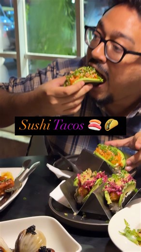 Sushi Tacos, now that’s something outrageously delicious I tried last night at Peter Hu. From the house of Mocambo & Peter Car, I was back at this Asian Restaurant in Park Street after 3.5 years since its launch. Tried a host of other starters, main course & desserts too of course. Our menu included a Grilled Chicken Salad, Sushi Tacos, Dimsums, Thai Curry, Pad Thai Noodles alongside their signature desserts like Foam Cake, Cheese Cake, Panna Cotta & Mouse. Are you yet to tick this off your buck