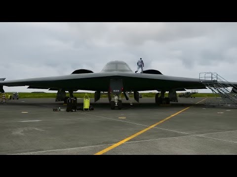 The Secret Behind the World’s Deadliest Stealth Jet Engine B-2 Spirit Bomber