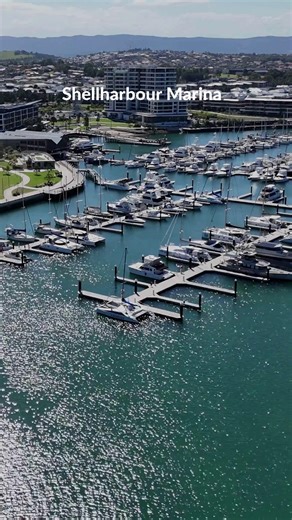 ⛵ Discover Shellharbour Marina. A boating gateway to the South Coast 🌟🌊 📍 Shellharbour Marina, Shell Cove NSW A vibrant lifestyle and boating destination perfectly positioned 50 nm from Sydney and 30 nm from Jervis Bay. From waterfront dining to coastal walks and ocean views, it’s the ideal place to drop anchor, unwind and soak up that relaxed seaside vibe. Whether you’re arriving by boat or road, the marina is your gateway to days on the water and nights by the harbour 🌊⚓️ #shellharbourmari