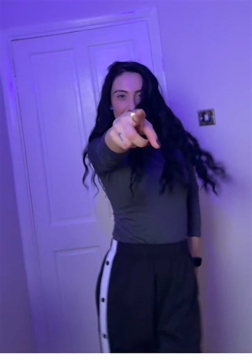 Elli Kokkinou Official Video Highlights