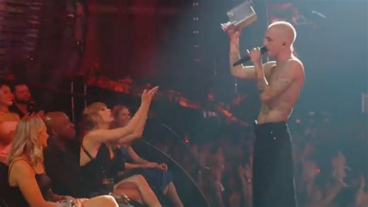 Måneskin's VMAs performance earns love from Taylor Swift