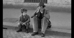 Bicycle Thieves: The Lesson of Invisible Cuts and Composition