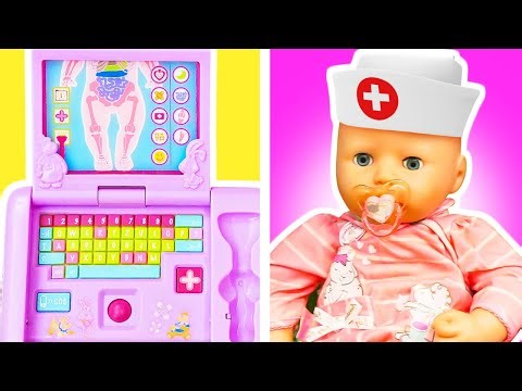 Juegos de doctora. Annabelle se hace una ecografía de su abdomen. Vídeos para niñas