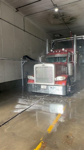 Check out the IQ Max Automated Truck Wash #cleantrucks #trucking #truck