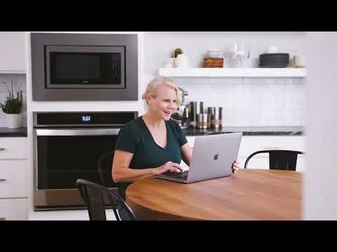 The PhotoStick Omni Review 🔥 One-Click Photo & Video Backup Solution