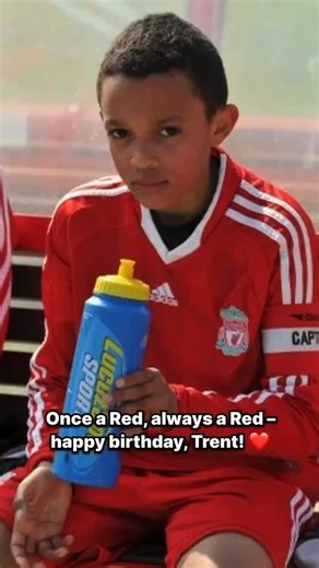 Birthday boy 🎂 | Liverpool Fans Live