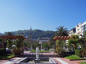 City Walk: San Sebastian Introduction Walking Tour, San Sebastian, Spain