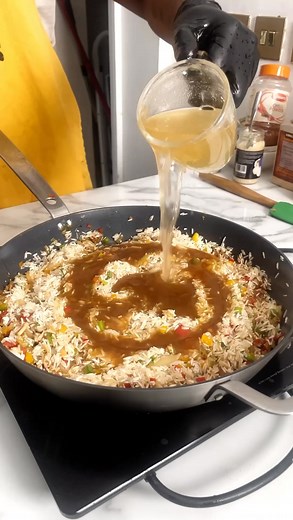 HONEY GARLIC CHICKEN & RICE ONE POT - Everyday Flava EP.3 😍😋 Perfect comforting recipe with less hassle! full recipe on originalflava.com | Original Flava