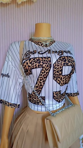 Top & Skirt $300 . Top: Medium . Skirt: Medium -large . 📍 Online based 📞 332-7242 #fyp #toiyalaycloset #trending #onlinebusiness #carnival #trinidad