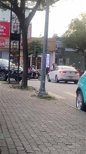 Saigon, the city of splendor 🌹