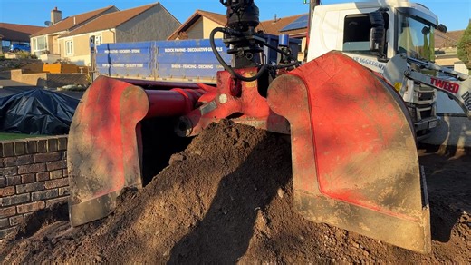 2K views | Tweed Mini Digger Hire on Reels | Facebook