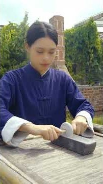 How Traditional Chinese Longan Paste Is Made