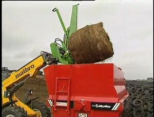 McHale 994 Round Bale Splitter English - video Dailymotion