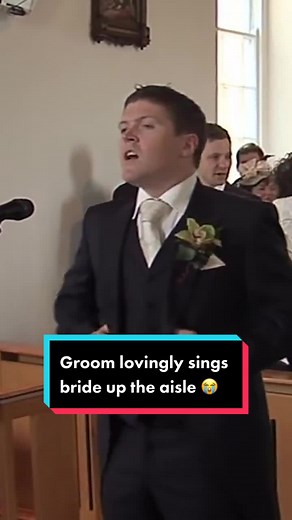 Heartwarming Groom Sings Bride up the Aisle