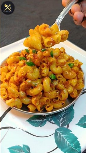 बिना टमाटर के बनाए स्वादिष्ट पास्ते 😋... #anuradhaskitchen #shortsfeed #pastarecipe #macroni #shorts