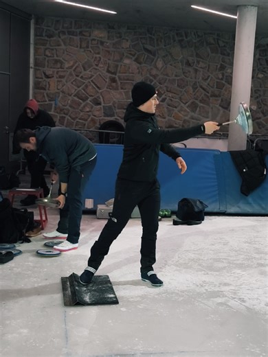 Training for Distance Sports: Techniques and Tips