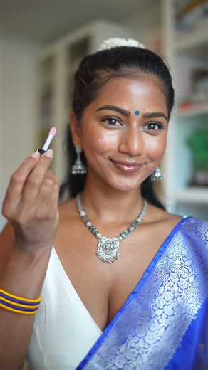 I started decluttering my makeup drawers and trying out all the products I forgot I owned 💄 #grwm