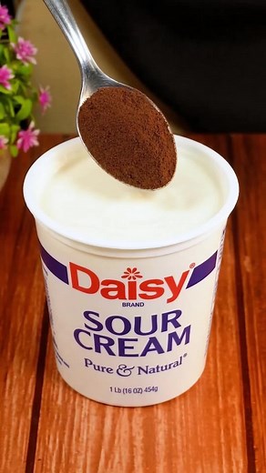 Coffee Sour Cream Dessert Recipe