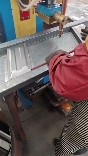 spot welding process in action #shorts