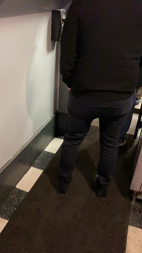 Visiting and dining Doe's Eat Place Little Rock, AR | Eric Braeden