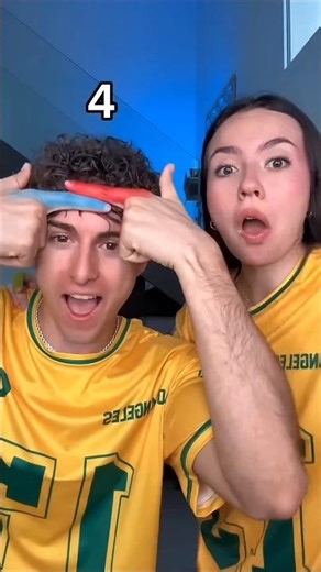 Impossible 7 Fingers Forehead Trick 😱 Viral Hand Illusion Challenge